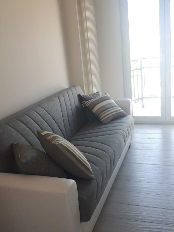 Casanelmare Apartment Mola di Bari Bagian luar foto